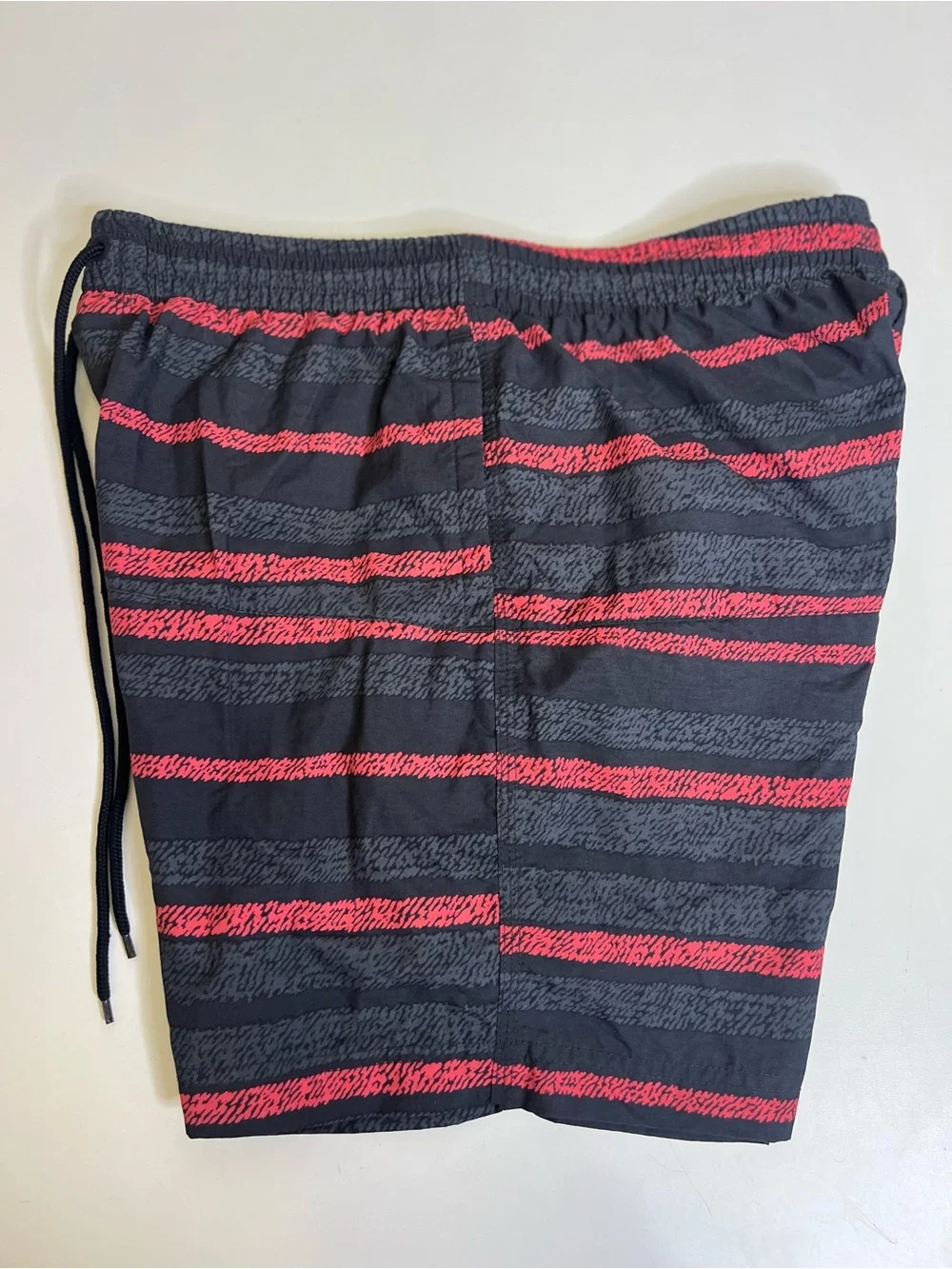 Columbia Swim Shorts Men’s Red/Black/Charcoal Striped Trunk Lined - Size Medium